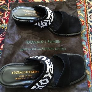 Donald Pliner Sandals